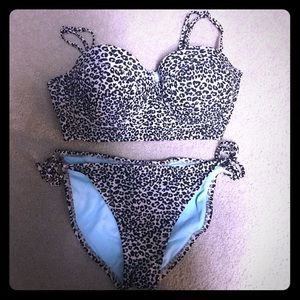 Leopard print bikini